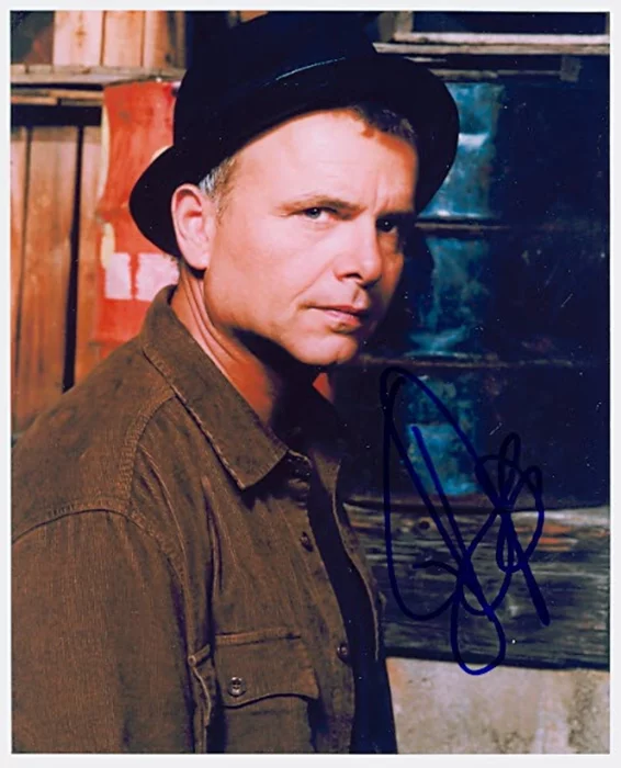 Joe Pantoliano autograph