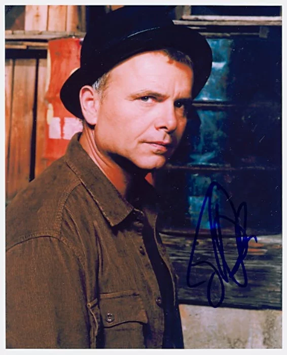Joe Pantoliano autograph