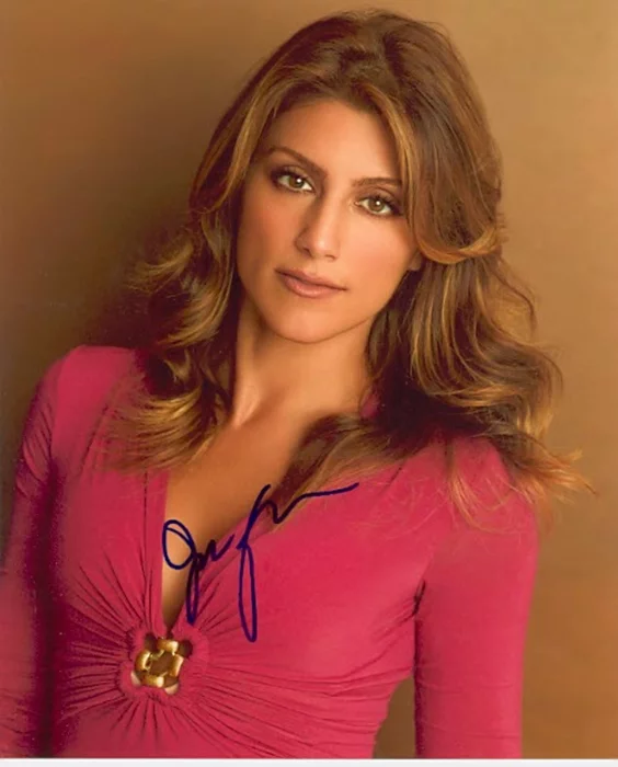 Jennifer Esposito autograph