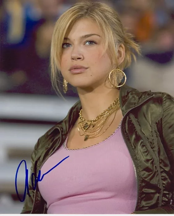 Adrianne Palicki autograph