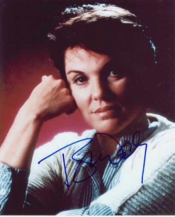 Tyne Daly autograph