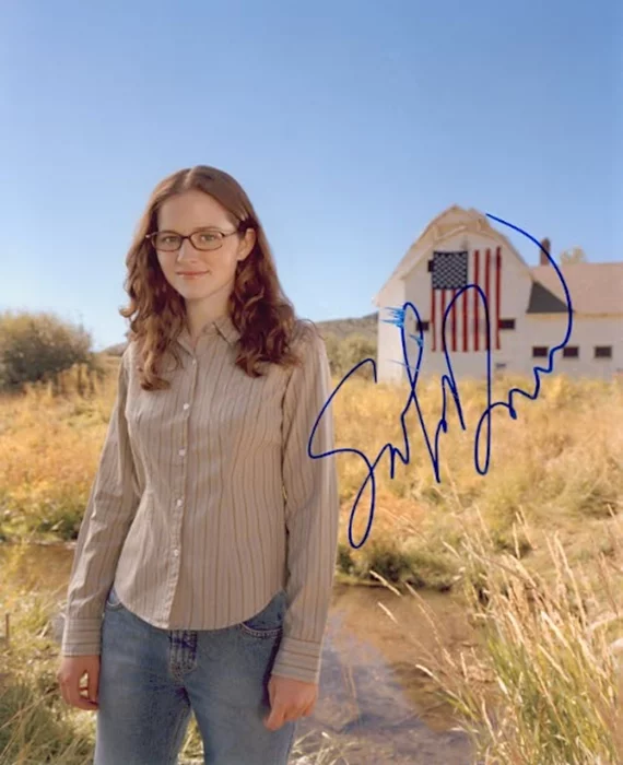Sarah Drew autograph