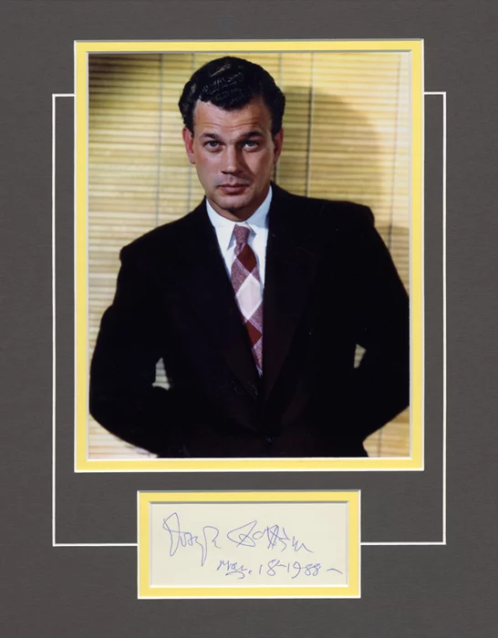 Joseph Cotten autograph