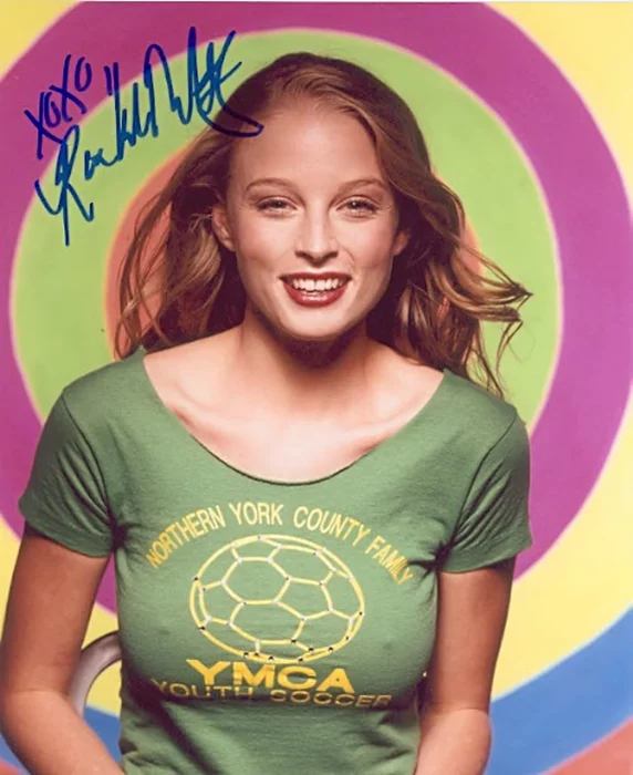 Rachel Nichols autograph