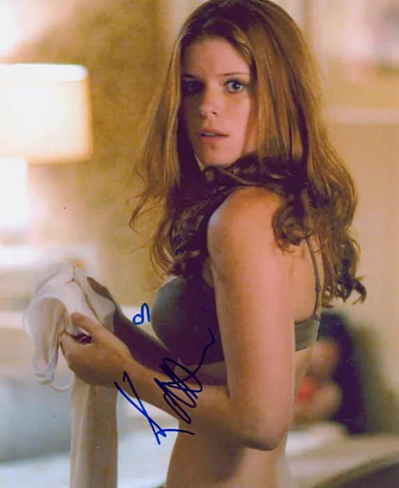 Kate Mara autograph