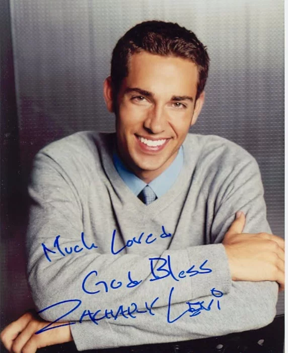 Zachary Levi autograph
