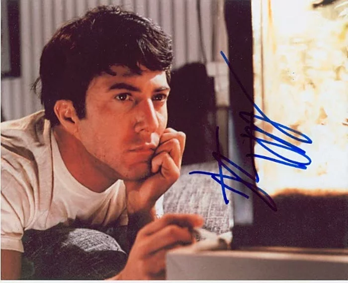 Dustin Hoffman autograph
