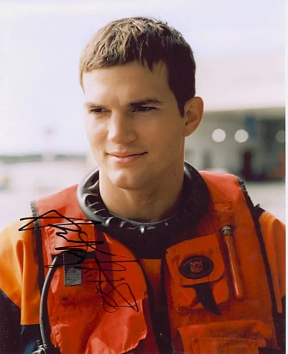 Ashton Kutcher autograph