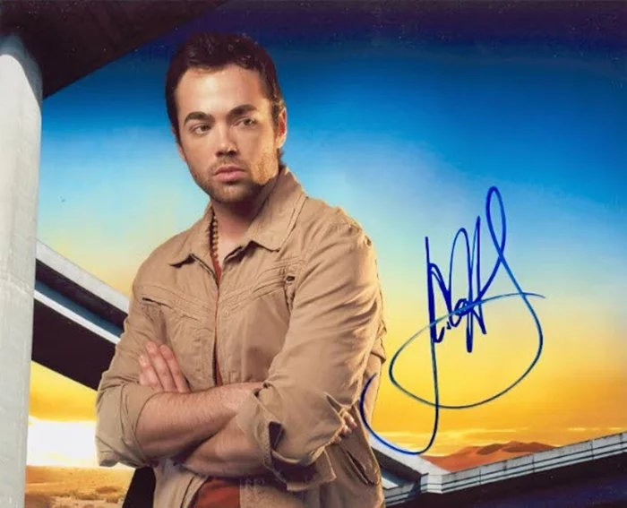 John Hensley autograph