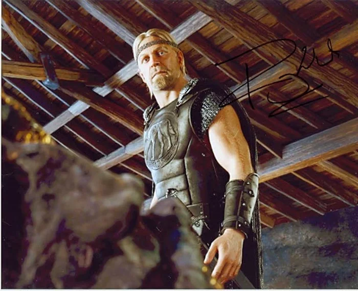 Ray Winstone autograph