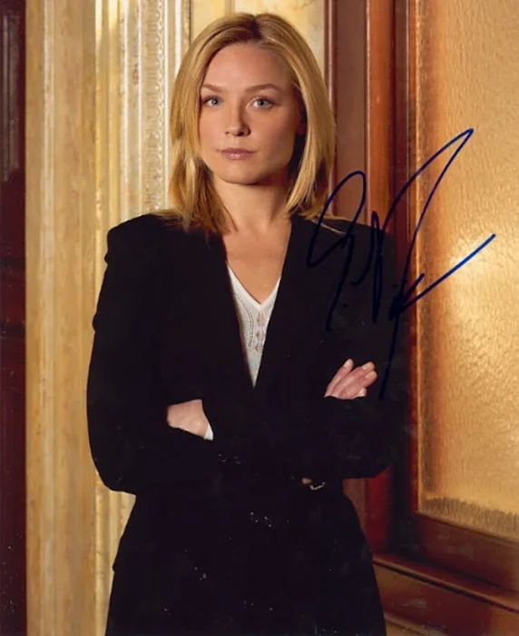 Elisabeth Rohm autograph