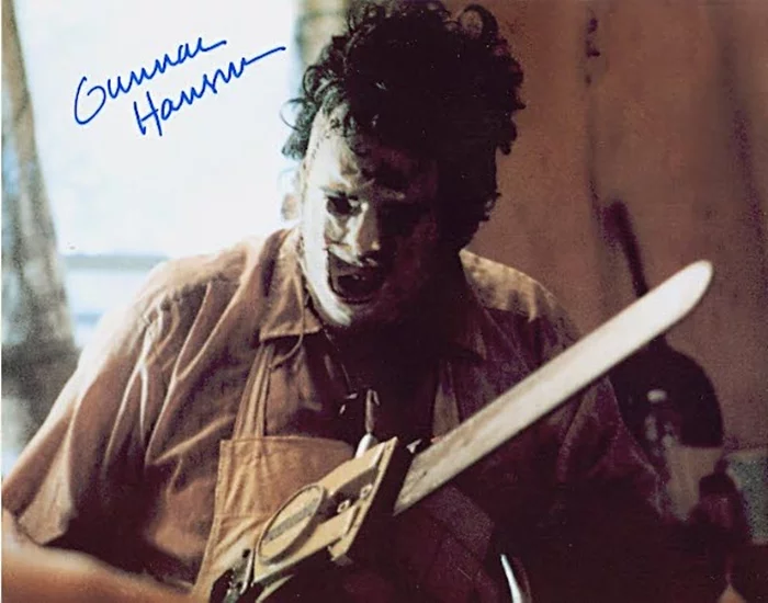 Gunnar Hansen autograph