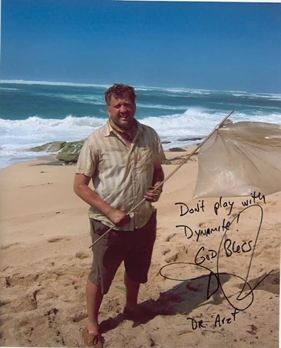 Daniel Roebuck autograph