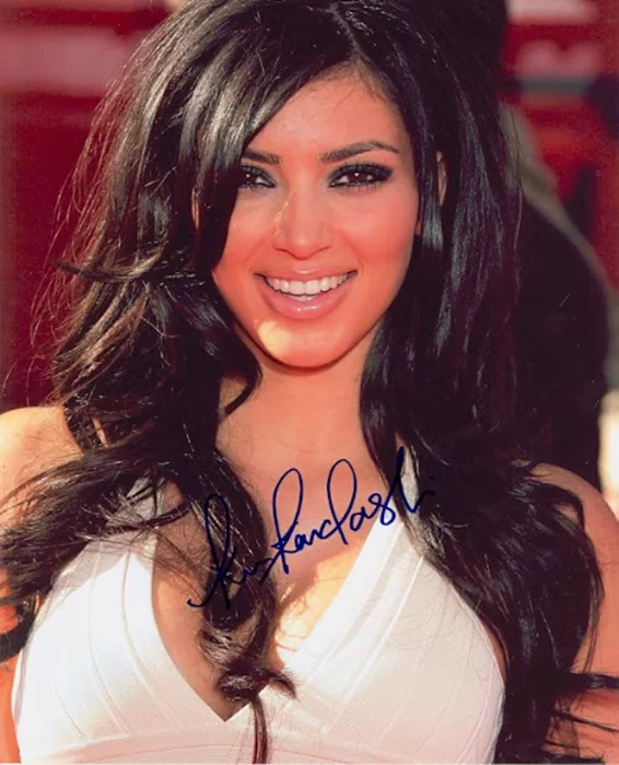 Kim Kardashian autograph