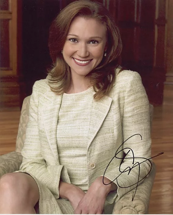 Amy Sloan autograph