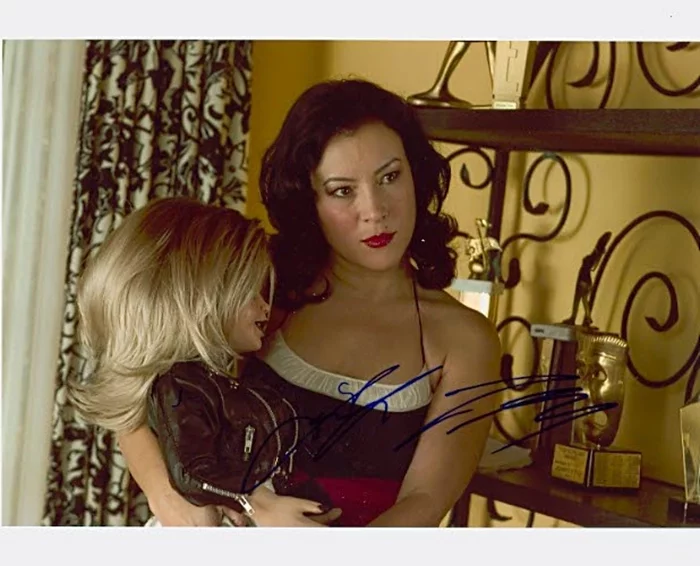 Jennifer Tilly autograph