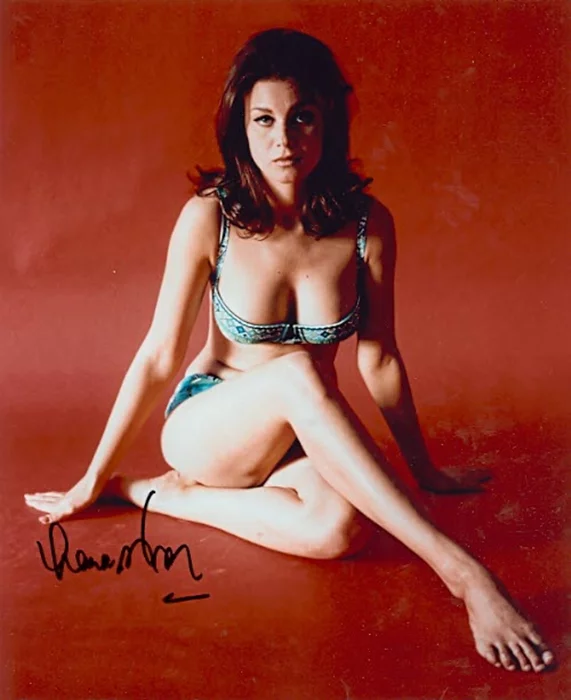 Lana Wood autograph