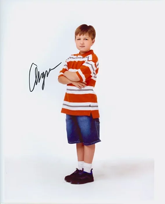 Angus Jones autograph