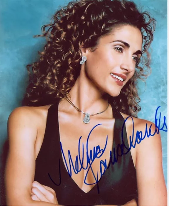 Melina Kanakaredes autograph