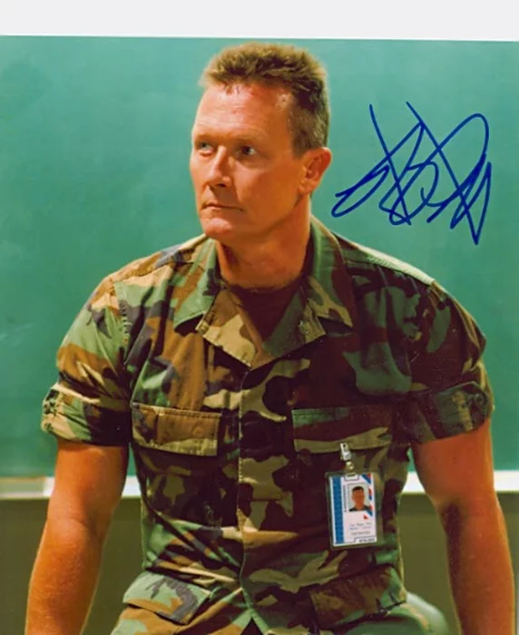 Robert Patrick autograph