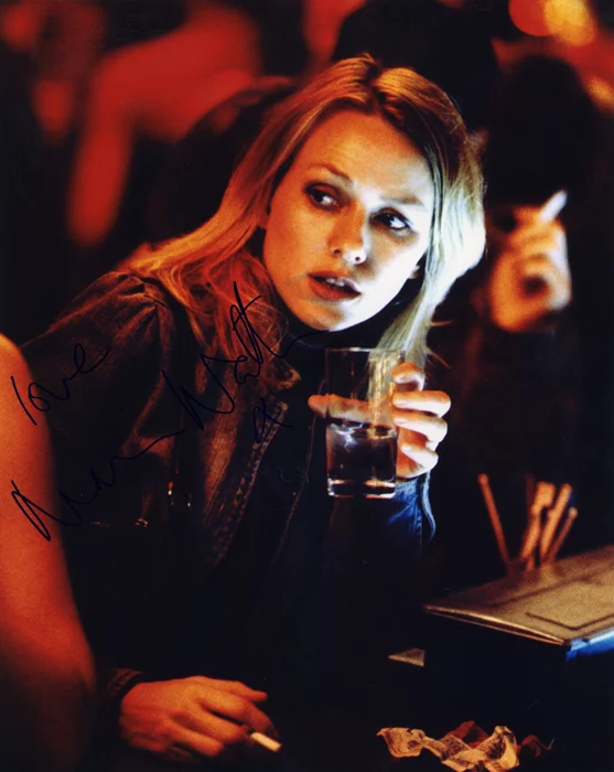 Naomi Watts autograph