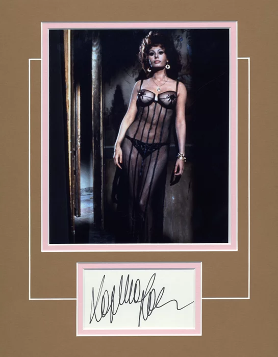 Sophia Loren autograph