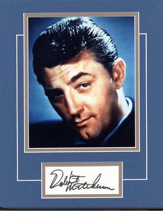 Robert Mitchum autograph