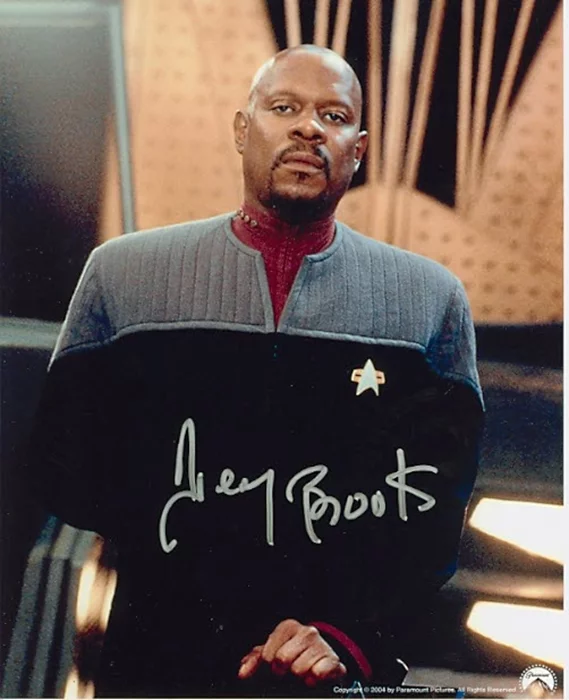 Avery Brooks autograph