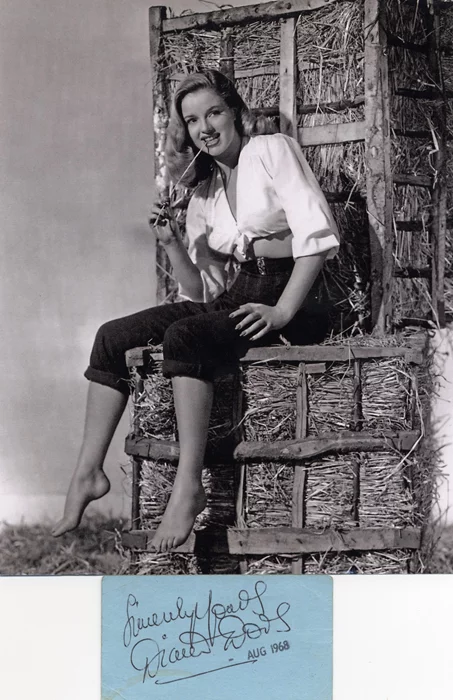 Diana Dors autograph