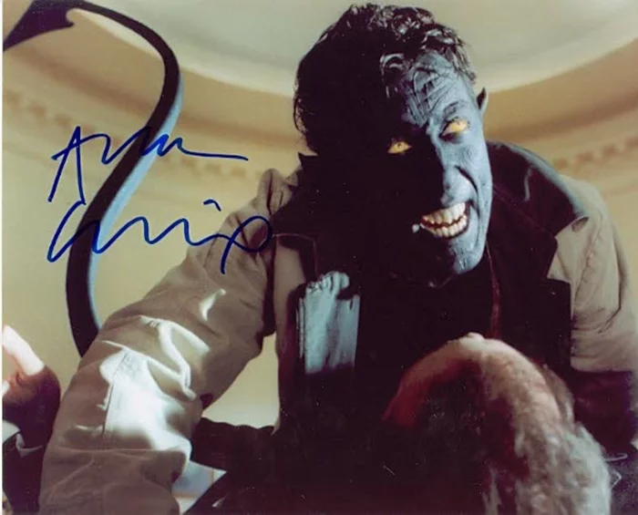 Alan Cumming autograph