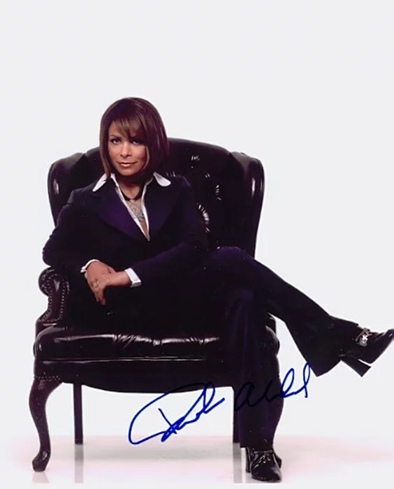 Paula Abdul autograph