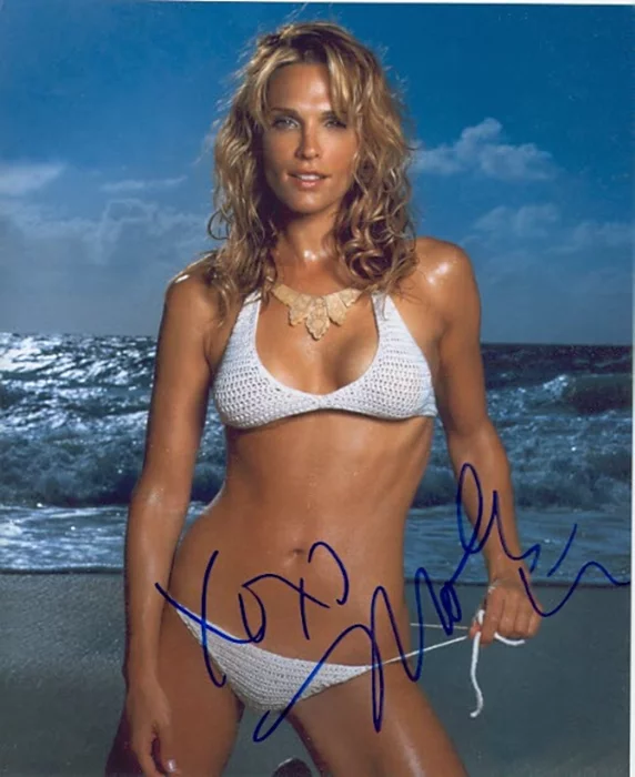 Molly Sims autograph
