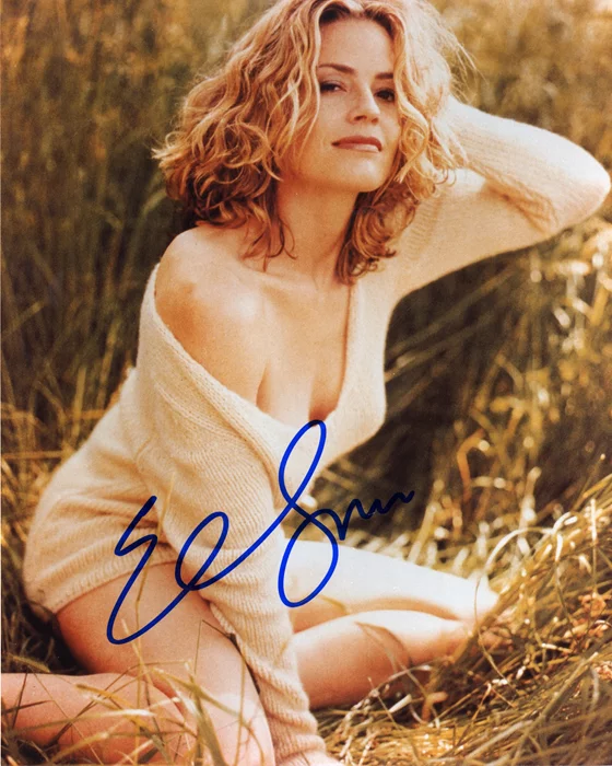 Elisabeth Shue autograph