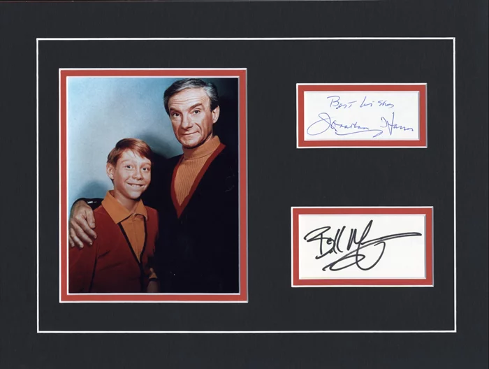 Lost In Space autograph