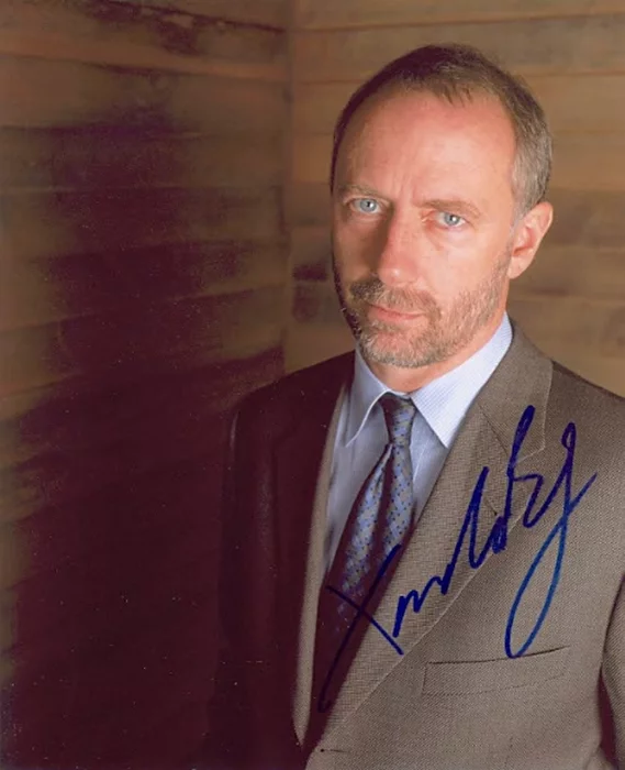 Xander Berkeley autograph