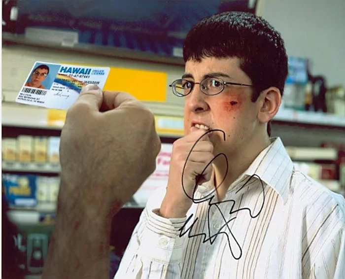 Christopher Mintz-Plasse autograph
