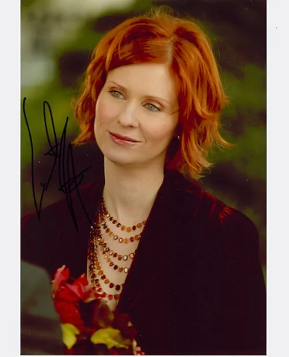 Cynthia Nixon autograph