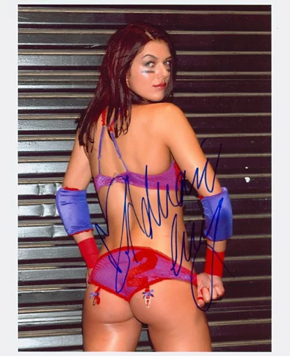 Adrianne Curry autograph