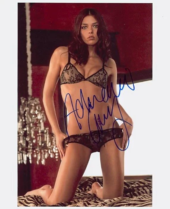 Adrianne Curry autograph