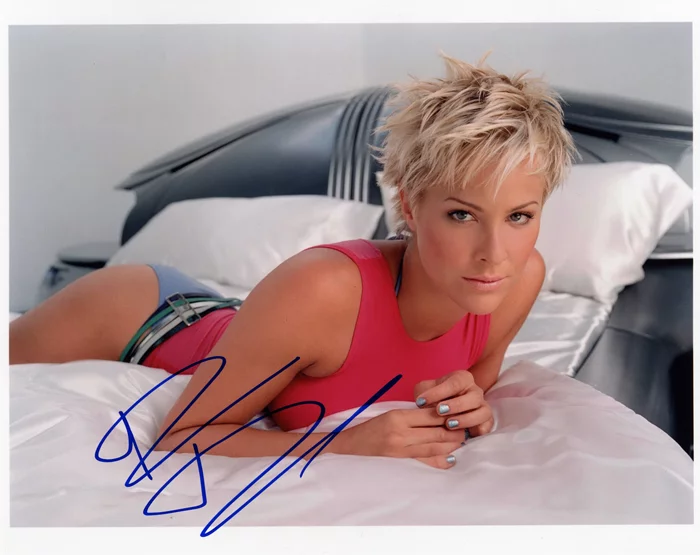 Brittany Daniel autograph