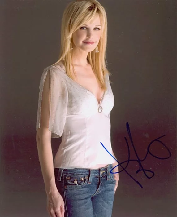 Kathryn Morris autograph