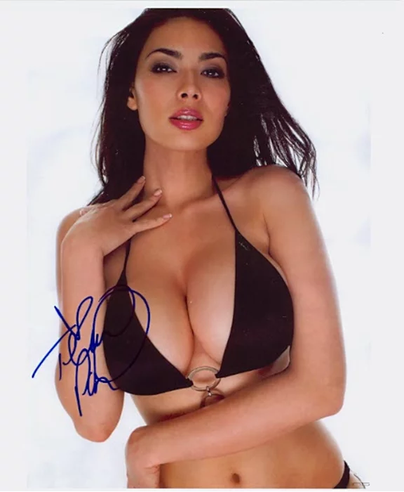 Tera Patrick autograph