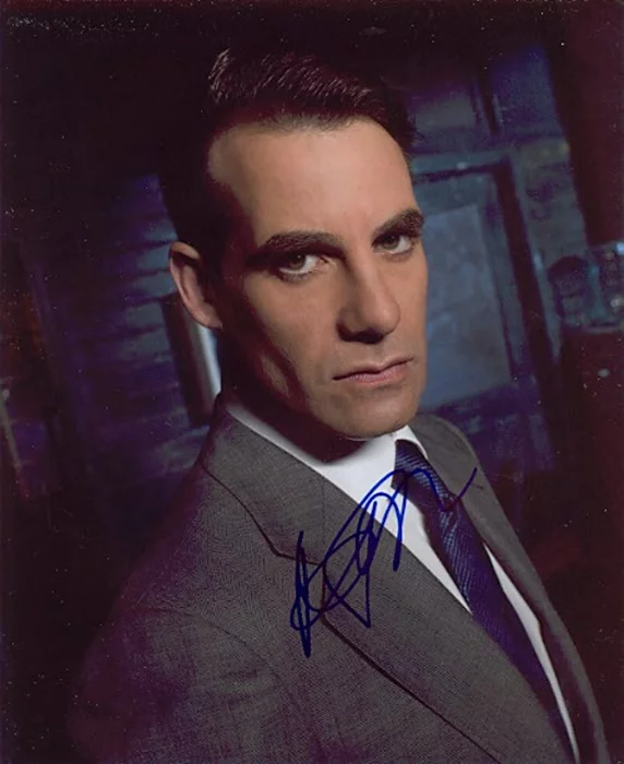 Adrian Pasdar autograph