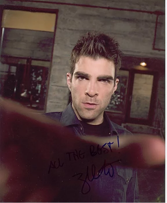 Zachary Quinto autograph