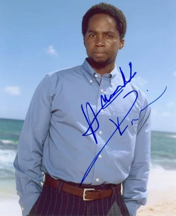 Harold Perrineau autograph