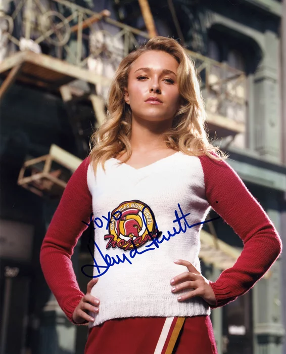 Hayden Panettiere autograph