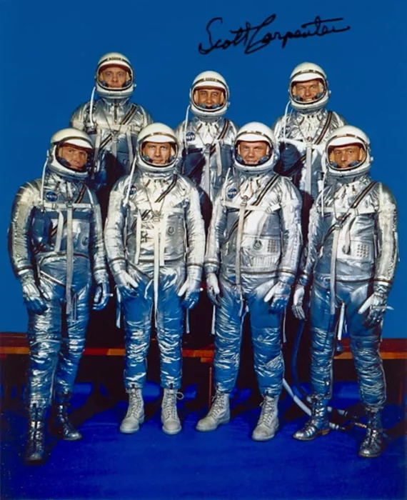 Scott Carpenter autograph