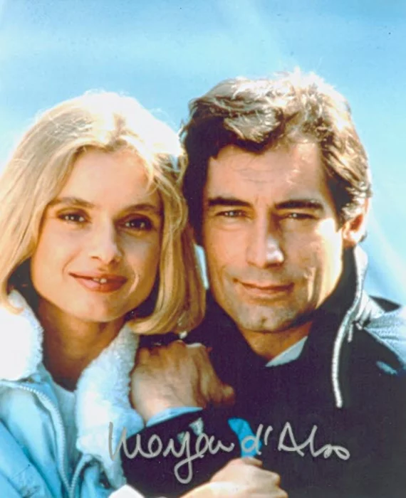 Maryam D'Abo autograph
