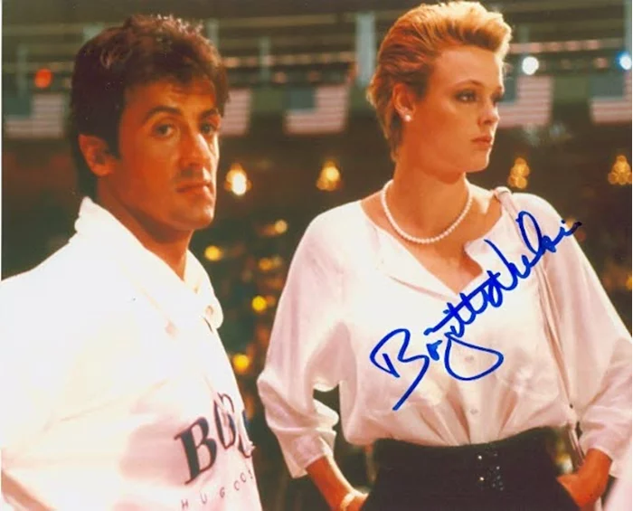 Brigitte Nielsen autograph