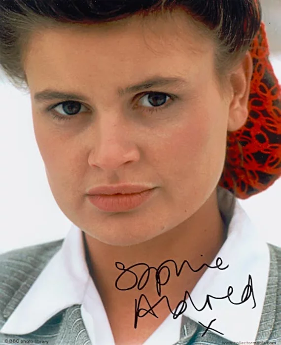 Sophie Aldred autograph